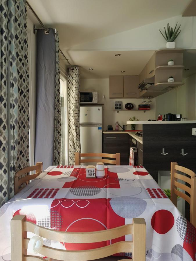 سانت-بريفين-لي-بان 4 Star Village Cozy Chalet Near Beach المظهر الخارجي الصورة